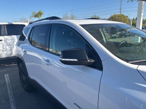 Used 2023 GMC Acadia AT4 w/ Technology Package image 5