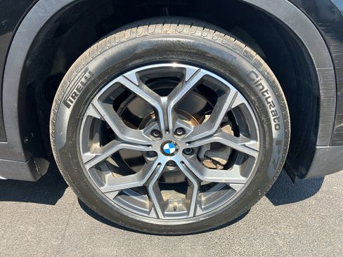 Used 2020 BMW X1 xDrive28i w/ Convenience Package AWD/4WD image 10