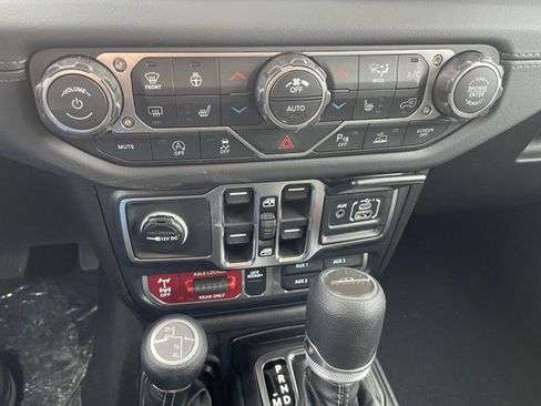 New 2026 Jeep Gladiator Mojave AWD/4WD image 20