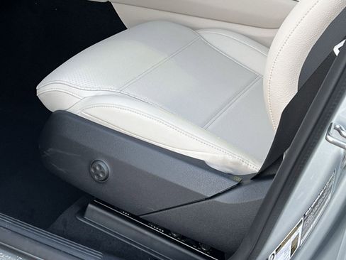 New 2026 Mercedes-Benz GLC 300 4MATIC image 12