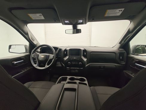 Used 2021 Chevrolet Silverado 1500 Custom image 16
