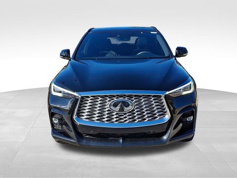 Used 2025 INFINITI QX55 Essential image 2