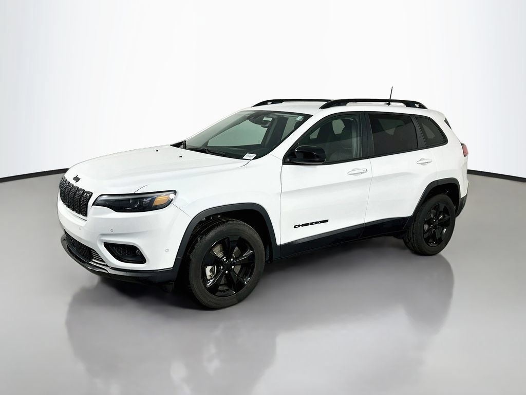 Used 2023 Jeep Cherokee Altitude Lux AWD/4WD image 3