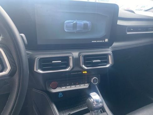 Used 2024 Ford Mustang GT Premium image 9