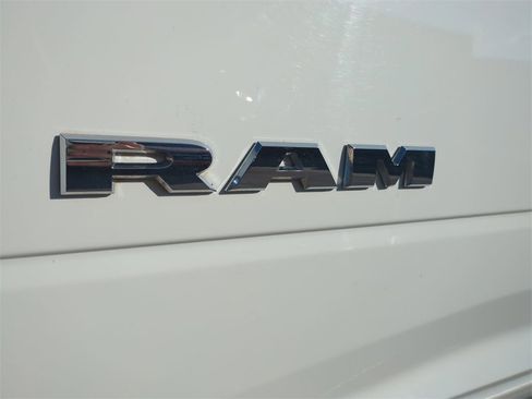 Used 2019 RAM 2500 Laramie image 13
