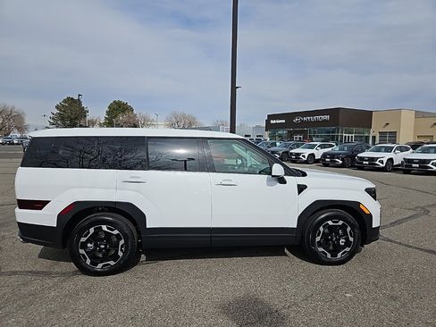 New 2025 Hyundai Santa Fe SE image 8