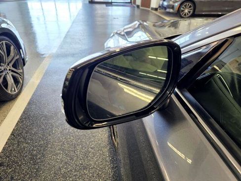 Used 2019 INFINITI Q60 3.0t Luxe w/ Essential Package image 34