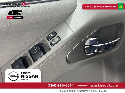 Used 2018 Nissan Frontier SV image 17