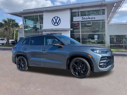 New 2026 Volkswagen Tiguan SE R-Line
