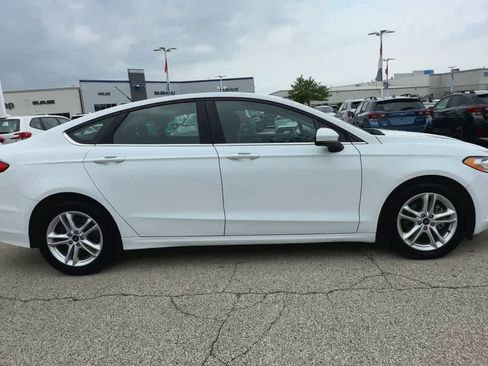 Used 2018 Ford Fusion SE image 9