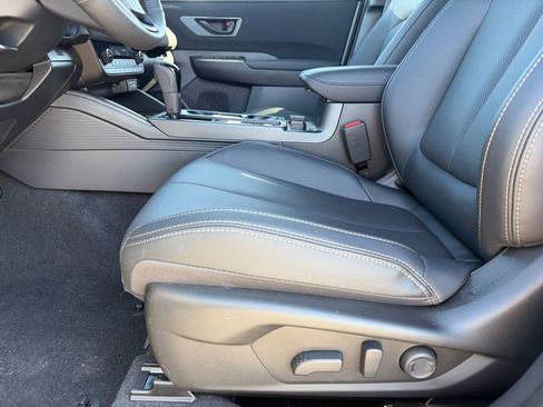New 2026 Subaru Outback Limited AWD/4WD image 11