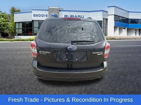 Used 2016 Subaru Forester 2.5i Premium w/ All-Weather Package AWD/4WD image 5