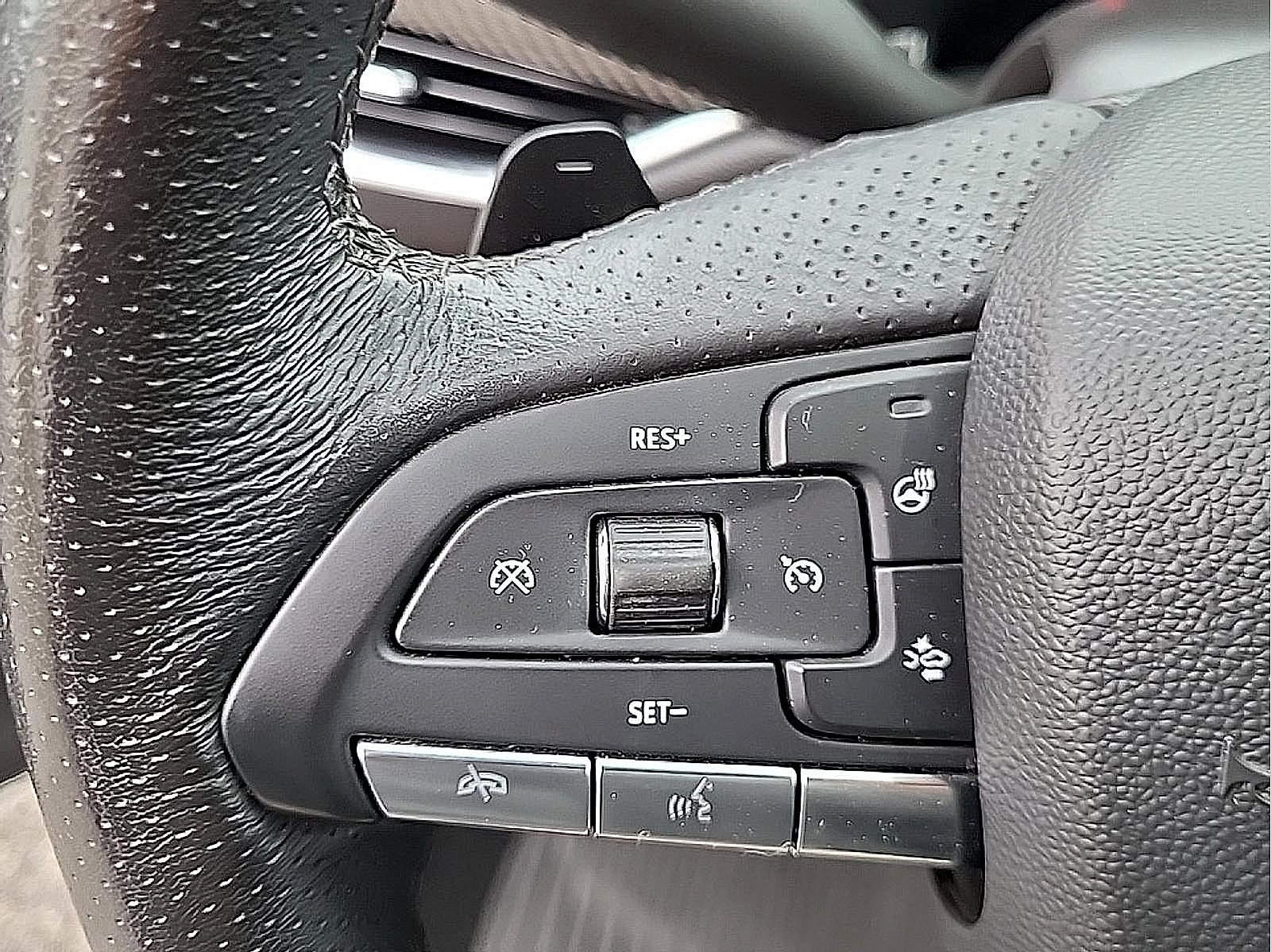 Used 2023 Cadillac XT4 Sport AWD/4WD image 18