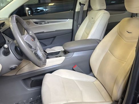 Used 2019 Cadillac XT5 Luxury FWD image 7