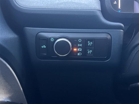 New 2026 Ford Maverick XLT image 13