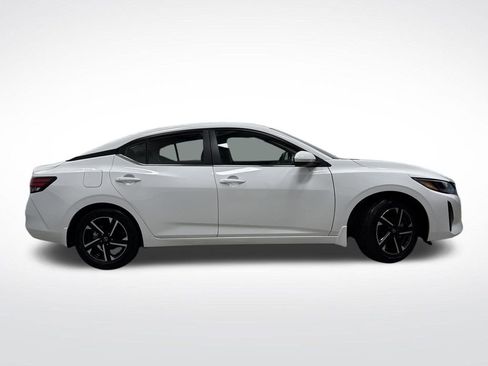 Used 2025 Nissan Sentra SV w/ All-Weather Package image 2