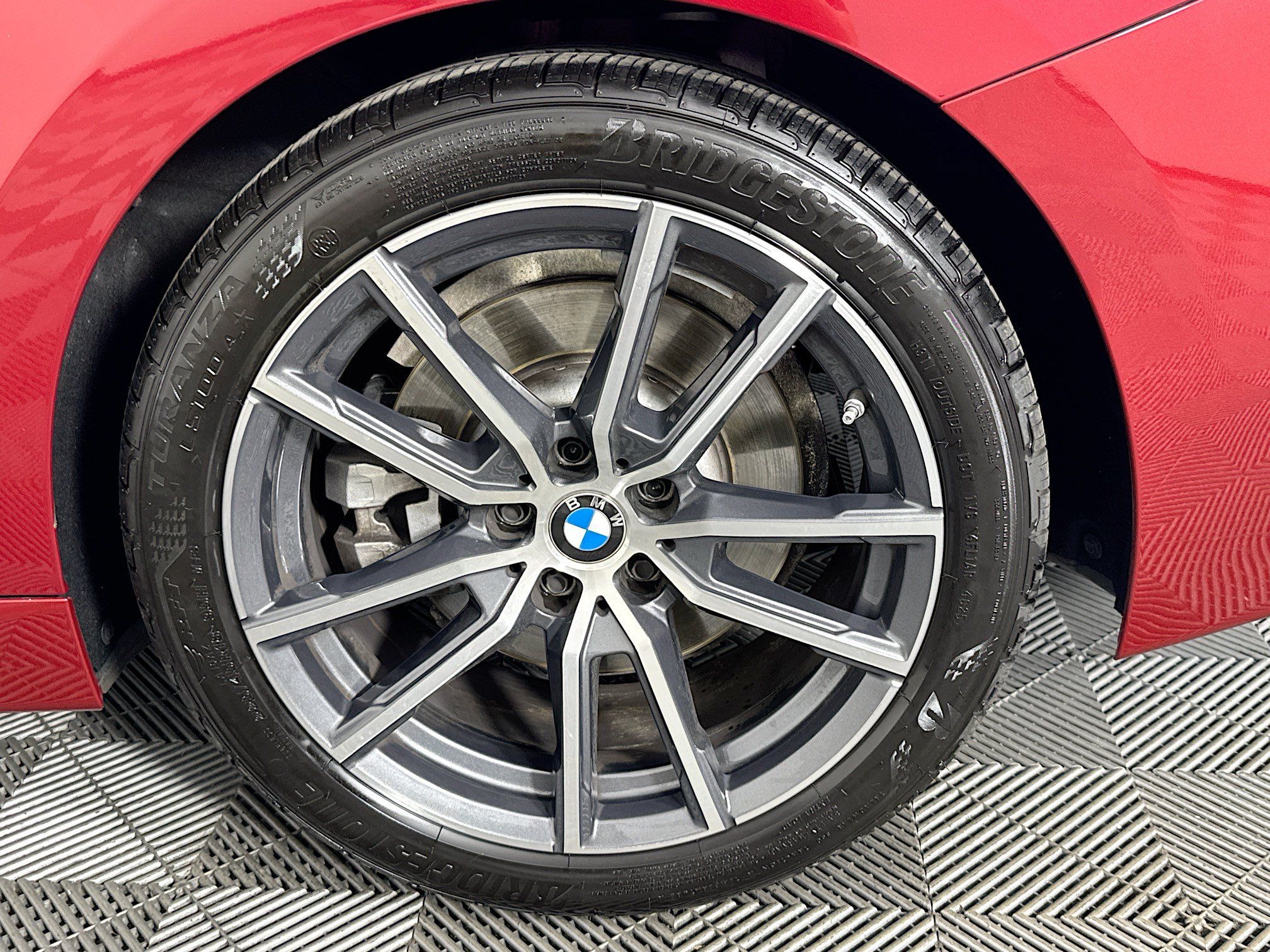 Used 2025 BMW 230i Coupe w/ Premium Package RWD image 31