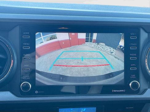 Used 2021 Toyota Tacoma TRD Off-Road image 13