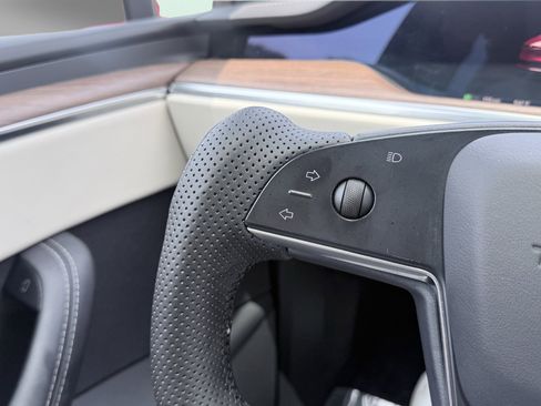 Used 2022 Tesla Model X AWD/4WD image 75
