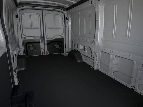 New 2026 Ford Transit 250 148 Medium Roof RWD image 32