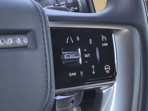 New 2025 Land Rover Range Rover SE image 25