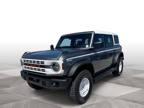 Used 2025 Ford Bronco Heritage Edition AWD/4WD image 1