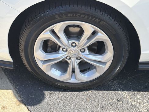 Used 2023 Honda Accord LX image 11