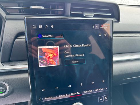 Used 2025 GMC Terrain Elevation image 28