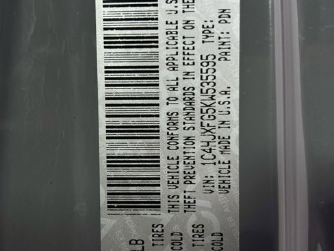 Used 2019 Jeep Wrangler Unlimited Rubicon image 33