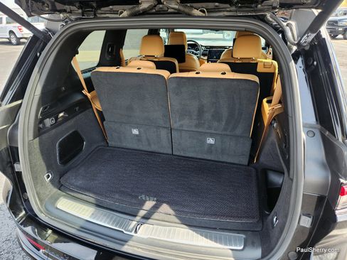 Used 2025 Jeep Grand Cherokee L Summit image 23
