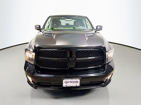 Used 2019 RAM 1500 Express w/ Wheel & Sound Group AWD/4WD image 2