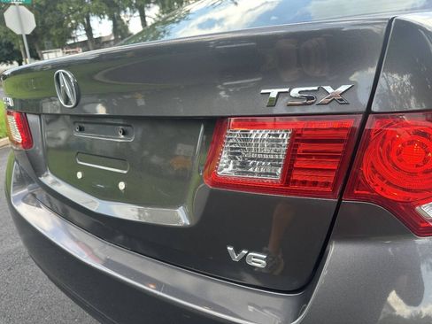 Used 2010 Acura TSX V6 Sedan FWD image 10