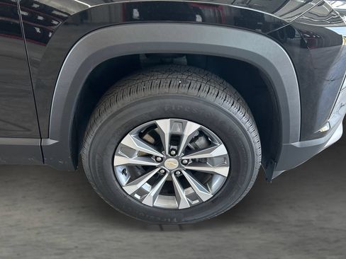 Used 2026 Chevrolet Equinox LT FWD image 22