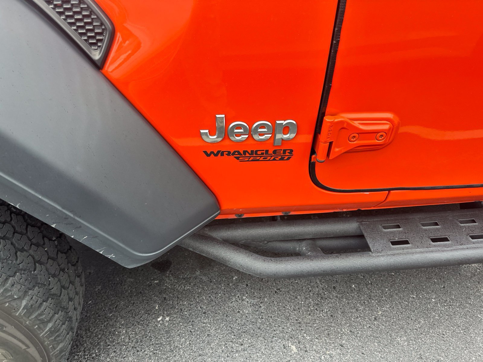 Used 2019 Jeep Wrangler Sport AWD/4WD image 5
