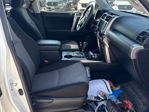 Used 2021 Toyota 4Runner SR5 AWD/4WD image 18