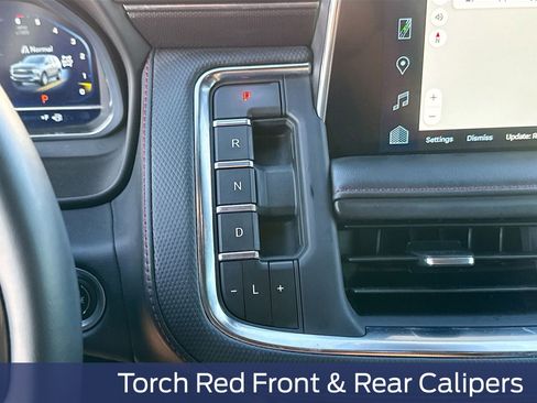 Used 2023 Chevrolet Tahoe RST w/ RST Performance Edition image 23