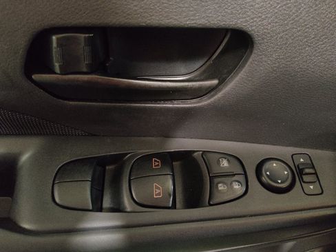 Used 2024 Nissan Kicks S FWD image 27