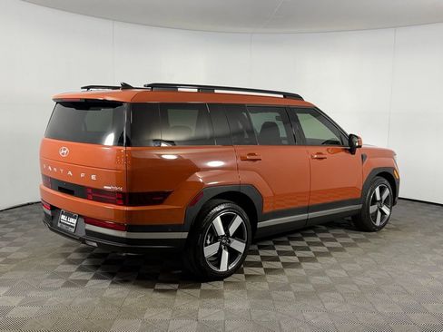 Used 2025 Hyundai Santa Fe Limited image 5