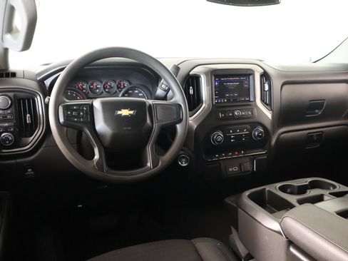 Used 2024 Chevrolet Silverado 1500 Custom AWD/4WD image 2