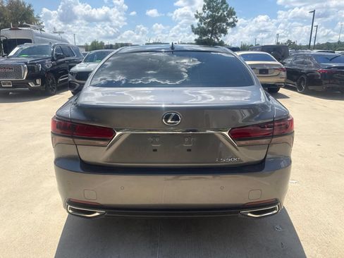 Used 2023 Lexus LS 500 w/ Interior Upgrade Package RWD image 5