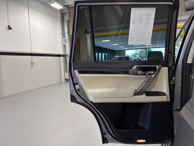 Used 2023 Lexus GX 460 Premium w/ Premium Package AWD/4WD image 29