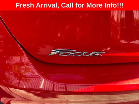 Used 2017 Ford Focus SE FWD image 17