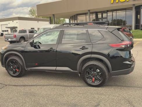 Used 2026 Nissan Rogue SV AWD/4WD image 6