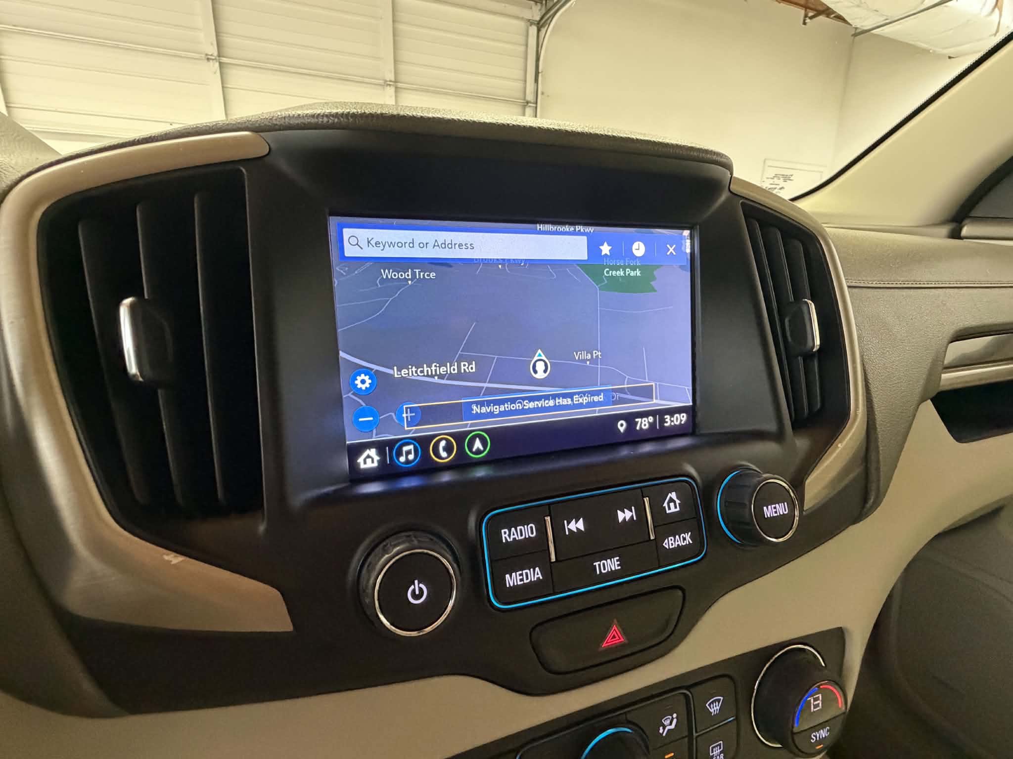 Used 2018 GMC Terrain Denali w/ Advanced Safety Package FWD image 16