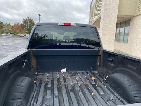 Used 2019 Ford F250 XLT w/ Snow Plow Prep Package image 19