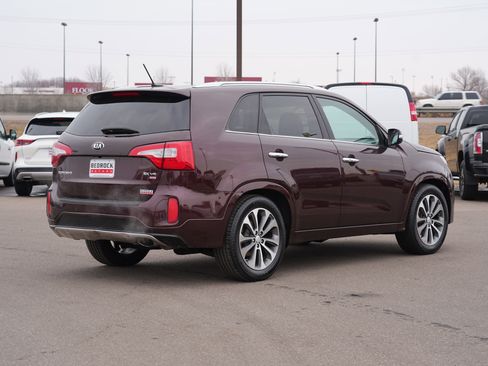 Used 2014 Kia Sorento SX w/ 3rd Row Package image 3