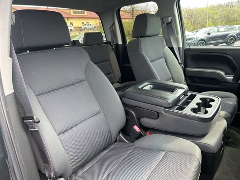 Used 2017 Chevrolet Silverado 1500 LT AWD/4WD image 39