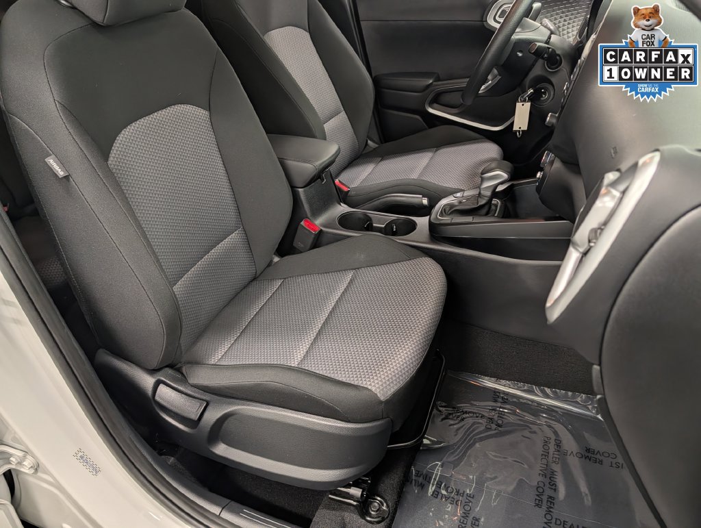 Certified 2025 Kia Soul LX FWD image 38