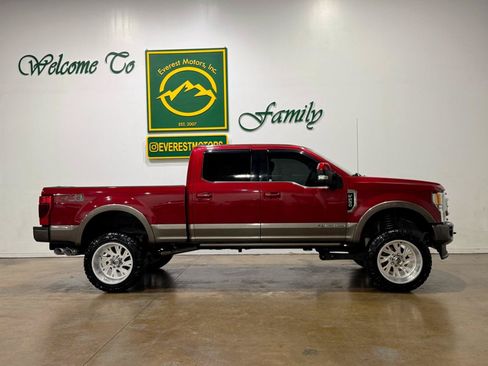 Used 2020 Ford F250 King Ranch w/ King Ranch Ultimate Package AWD/4WD image 2