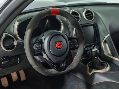Used 2016 Dodge Viper ACR image 17